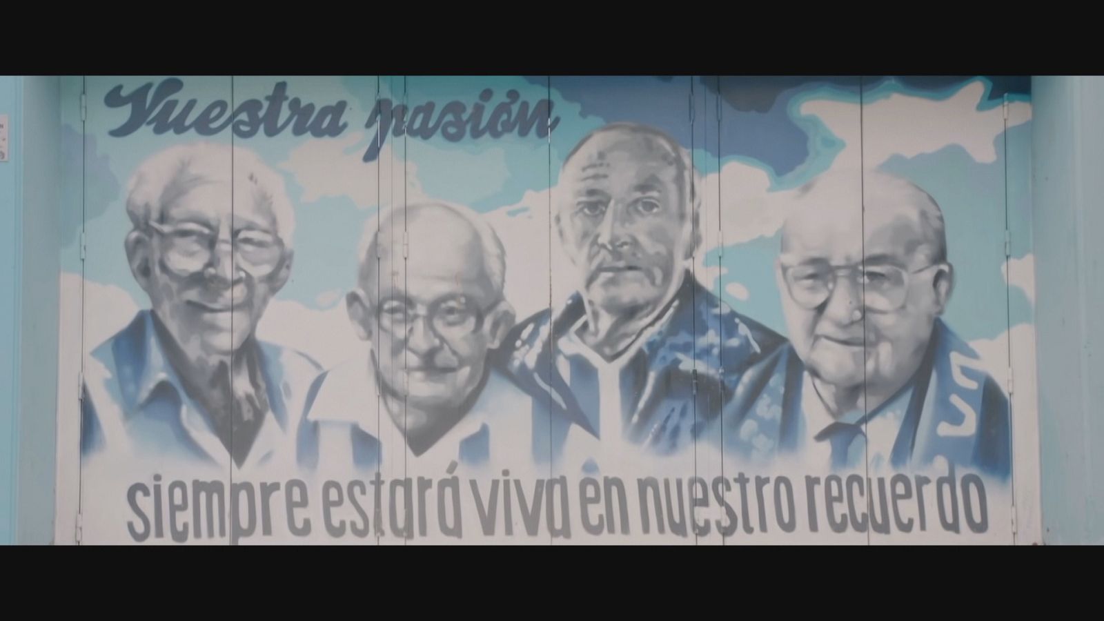 Izal pone música al centenario del Deportivo Alavés | Ver