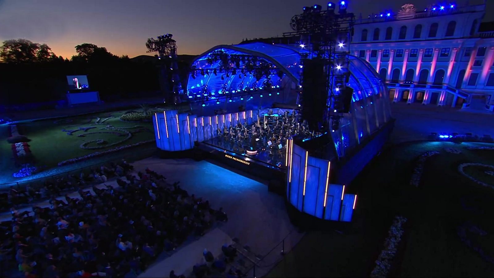 Los conciertos de La 2 - Orquesta Filarmónica De Viena: Schönbrunn 2020 - ver ahora