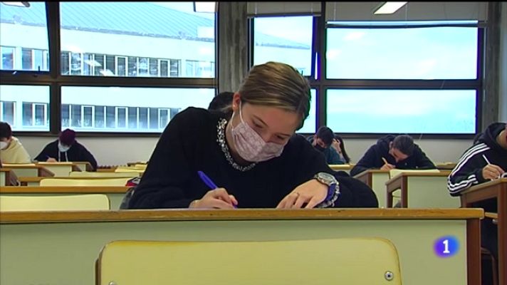 Telexornal - Galicia - Universidade en Galicia: clases telemáticas, exames presenciais