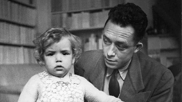 Telediario 1 - 'La noche de la verdad' recoge los mejores textos de Camus