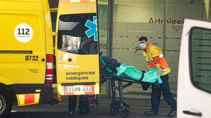 Telediario 1 - Los expertos debaten sobre la posible llegada del pico