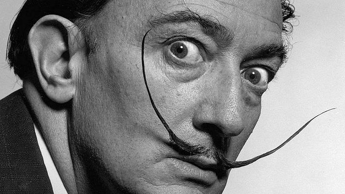 El condensador de fluzo - Curiosidades históricas - Salvador Dalí
