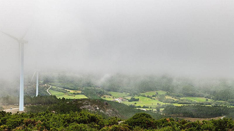 Intervalos de vientos fuertes en el bajo Ebro y noroeste de Galicia - Ver ahora