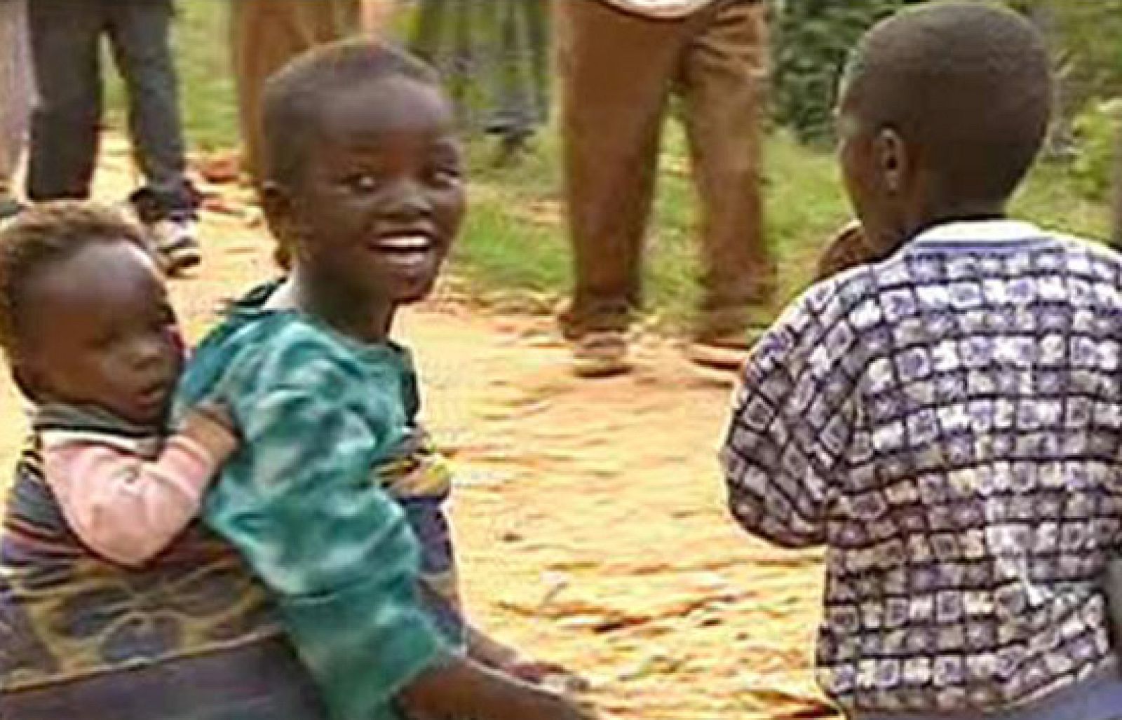 En portada - R.D. Congo, minerales de guerra. Contraportada | Ver