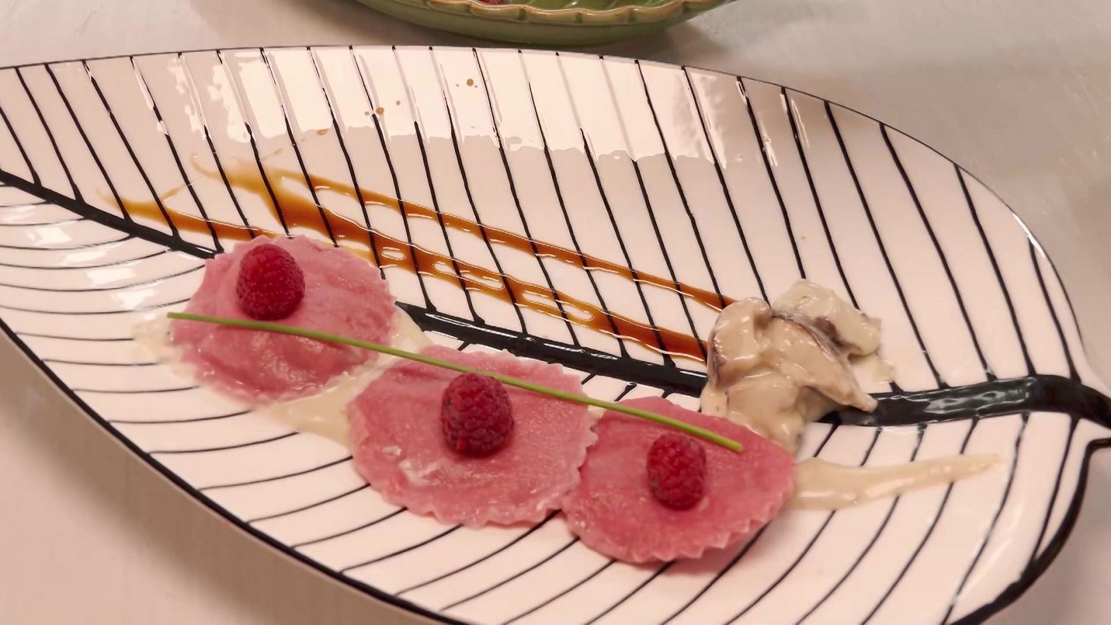 Como Sapiens - Programa 42: Codornices, chistorra y arroz campero - ver ahora