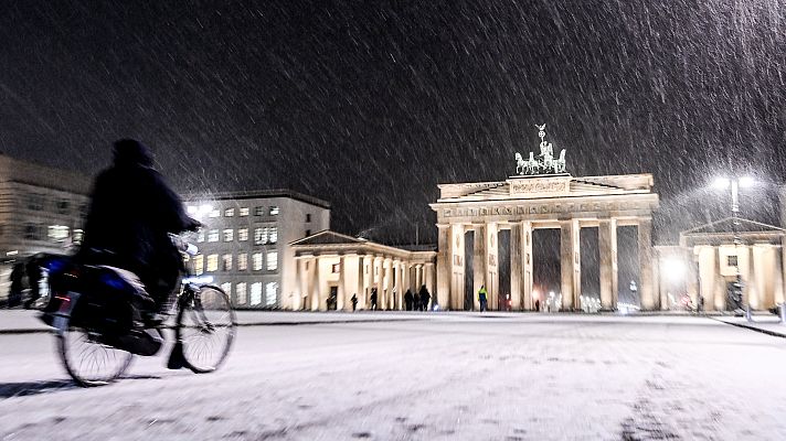 Telediario 1 - La bici funeraria, una nueva propuesta del vehículo a pedales