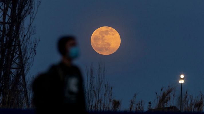 El tiempo - En el área mediterránea y Canarias, cielos poco nubosos o con intervalos nubosos