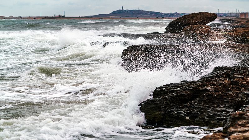 Vientos fuertes o con intervalos de fuerte en los tercios norte y este de la Península - Ver ahora