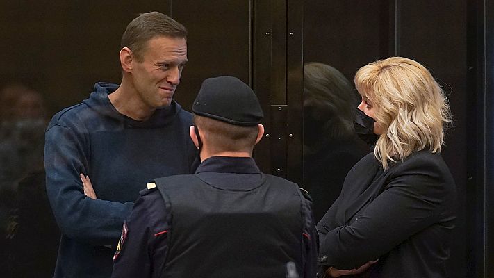 Telediario 1 - Navalny asegura en su juicio que Putin pasará a la historia como "envenenador"
