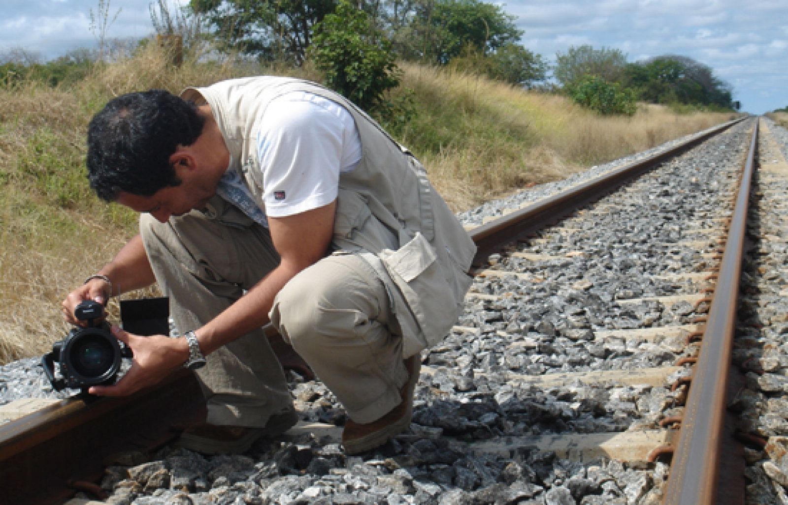 En Portada. Viaje a la finca de Mugabe. Making of