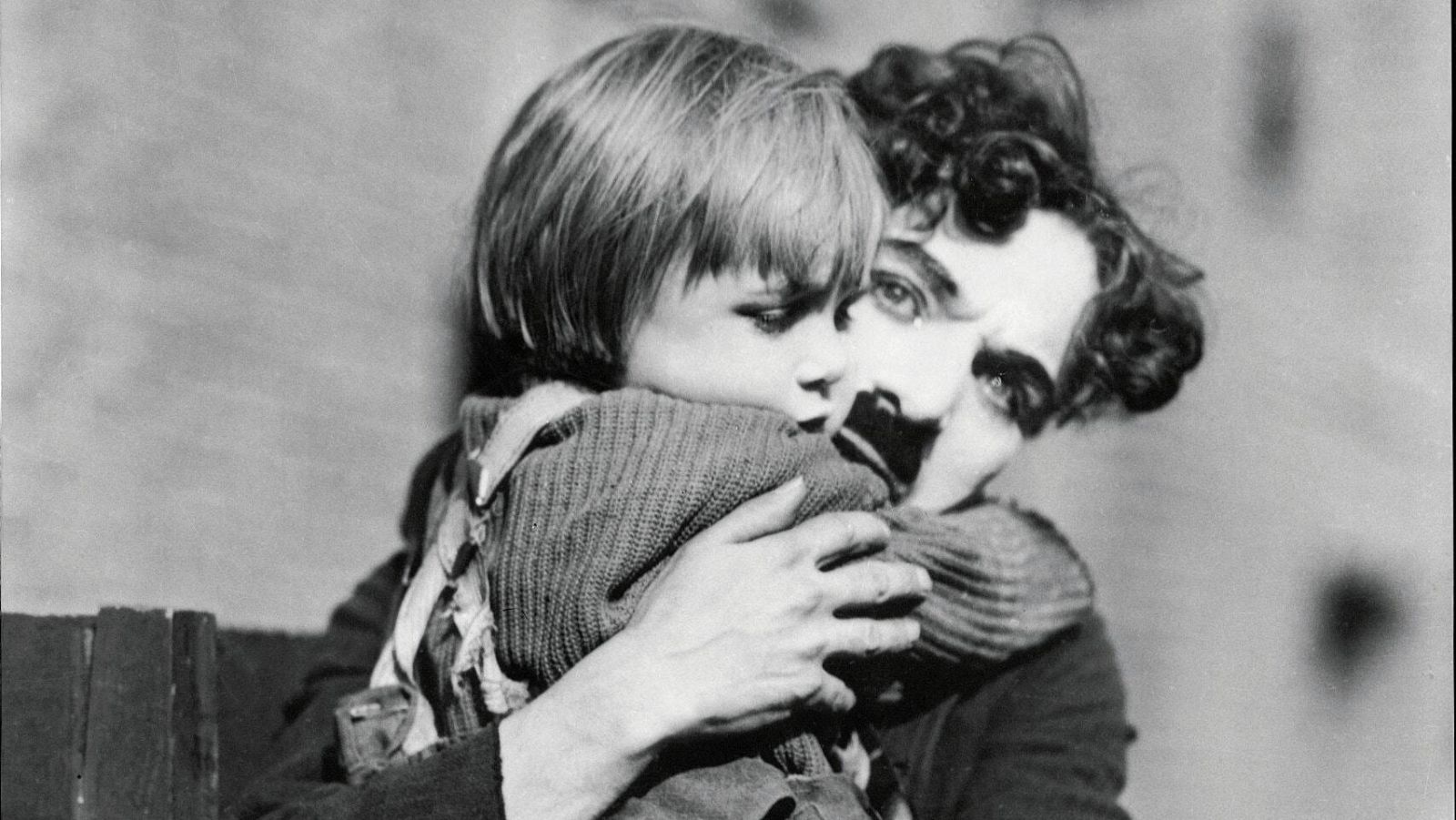 'El chico', el primer largometraje de Charles Chaplin, celebra su centenario en los cines