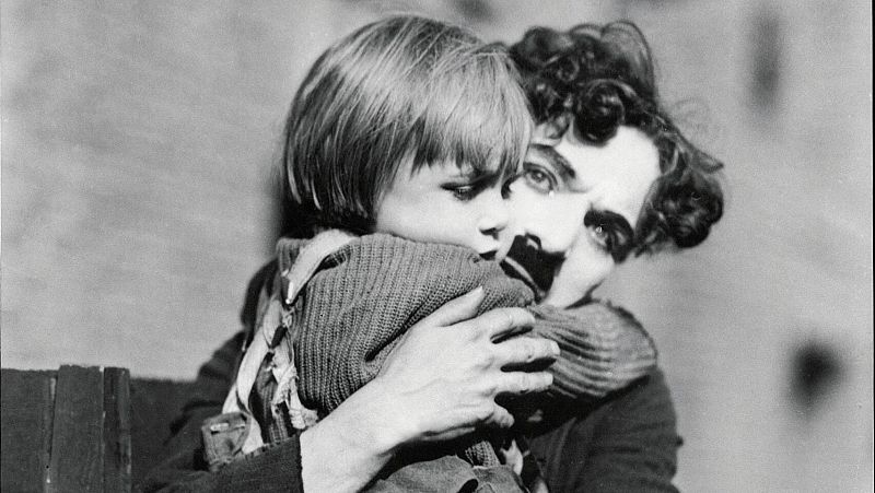 'El chico', el primer largometraje de Charles Chaplin, celebra su centenario en los cines