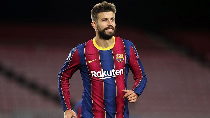 Telediario 1 - Piqué: "Yo le decía a Bartomeu que bajara al vestuario y no aparecía"