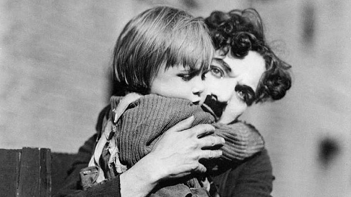 Telediario 1 - 'El chico', primer largometraje de Charles Chaplin, celebra su centenario en los cines