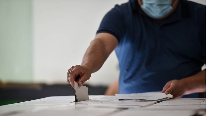 Telediario 1 - La Generalitat cree que no habrá problemas para constituir las mesas el 14F