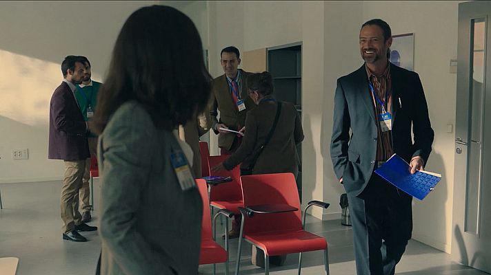 Cuéntame cómo pasó - Inés se reencuentra con Mike