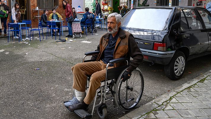 Cuéntame cómo pasó - El susto de Herminia al perder a Antonio