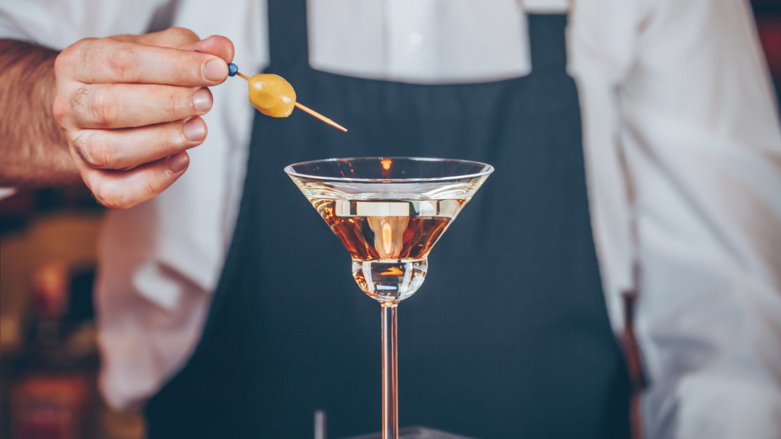 Aquí la Tierra - ¡Hora de un buen ''vermú''! ¿Cómo se elabora esta bebida alcohólica?