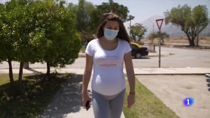 Telediario 1 - Un centenar de mujeres chilenas se quedan embarazadas tras usar anticonceptivos defectuosos