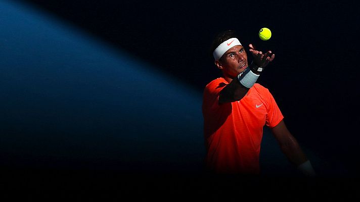 Telediario 1 - Nadal cambia la forma de sacar por sus problemas en la espalda