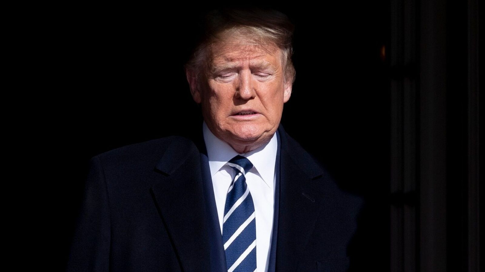 El Senado de EE.UU. declara constitucional el juicio político contra Trump - Informativo 24h | Ver