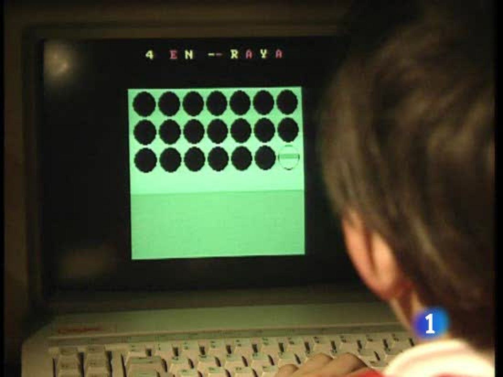 Videojuego con la estética y las características técnicas de los de los 80. | Ver