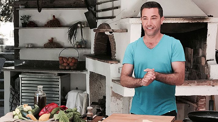 La escapada costera de Gino en Italia - Paestum