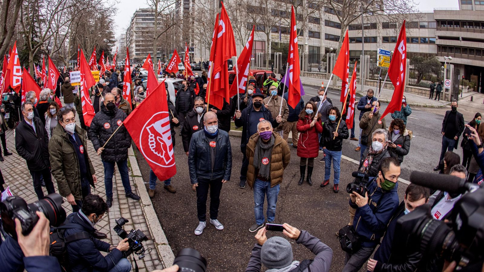 Los sindicatos piden que se suba el salario mínimo y la derogación de la reforma laboral