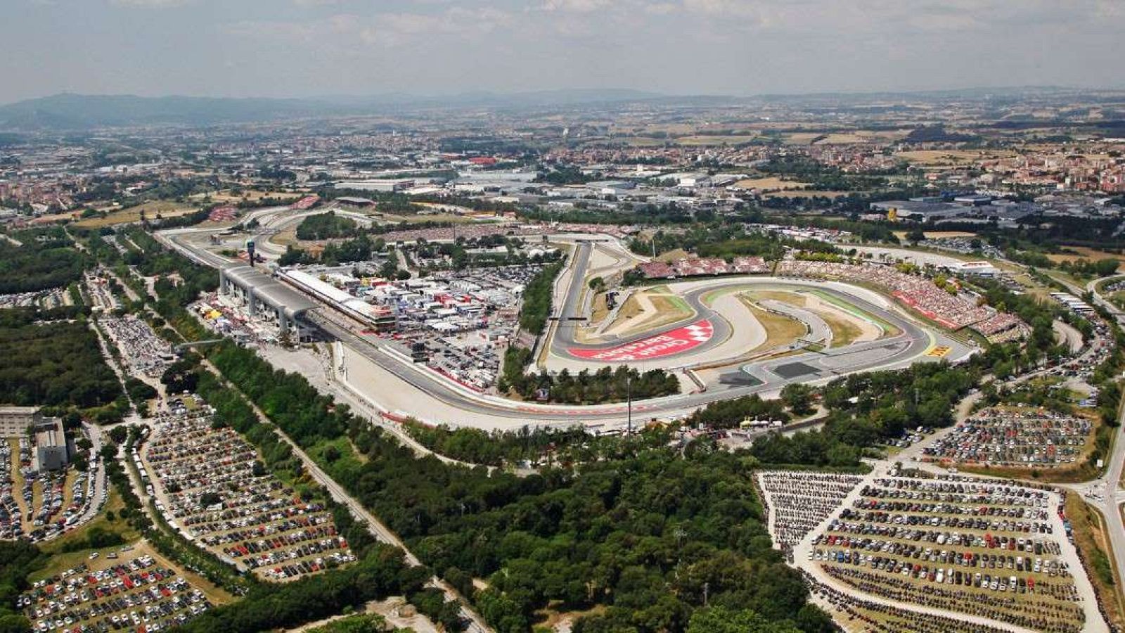Montmeló se abre al público para la F1 | Ver
