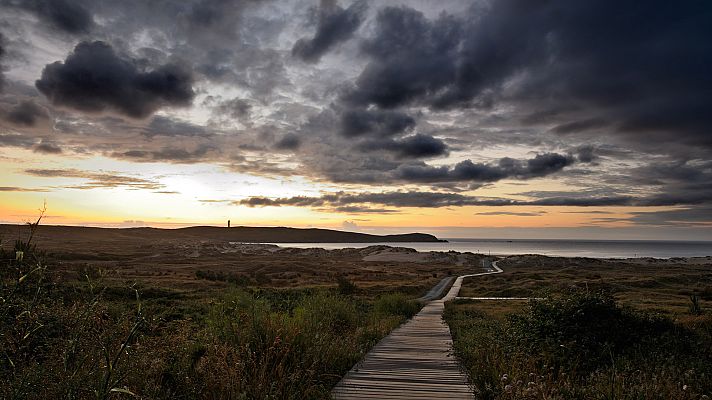 El tiempo - Precipitaciones persistentes y localmente fuertes en el oeste de Galicia
