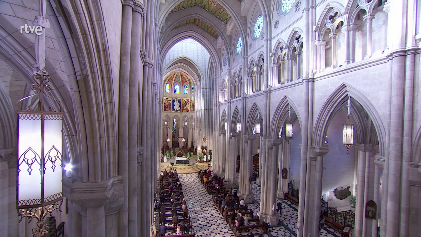 El Día del Señor - Catedral de La Almudena (Madrid) - ver ahora