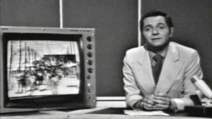 Telediario 1 - El estreno del nuevo plató del Telediario nos sirve para repasar cómo ha cambiado la imagen de los informativos