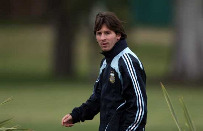 Messi, el 'mesias' de Argentina | Ver