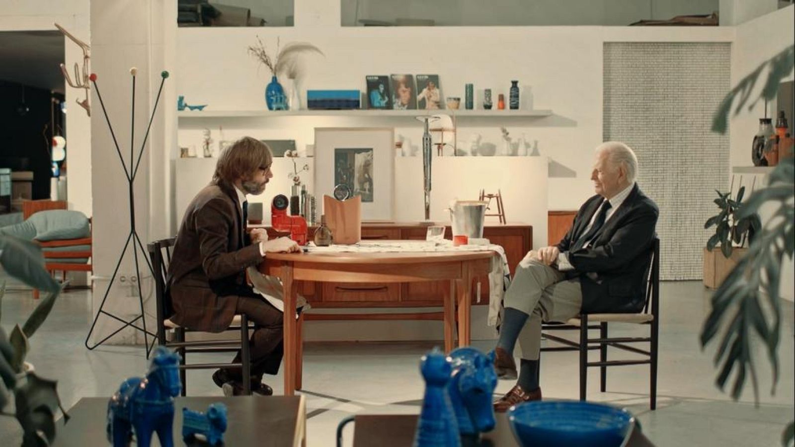 Entrevista d'Òscar Dalmau a André Ricard al tercer capítol d''Helvètica'