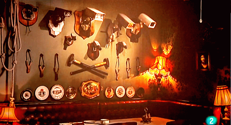 La aventura del Saber - Bansky. The street is a canvas