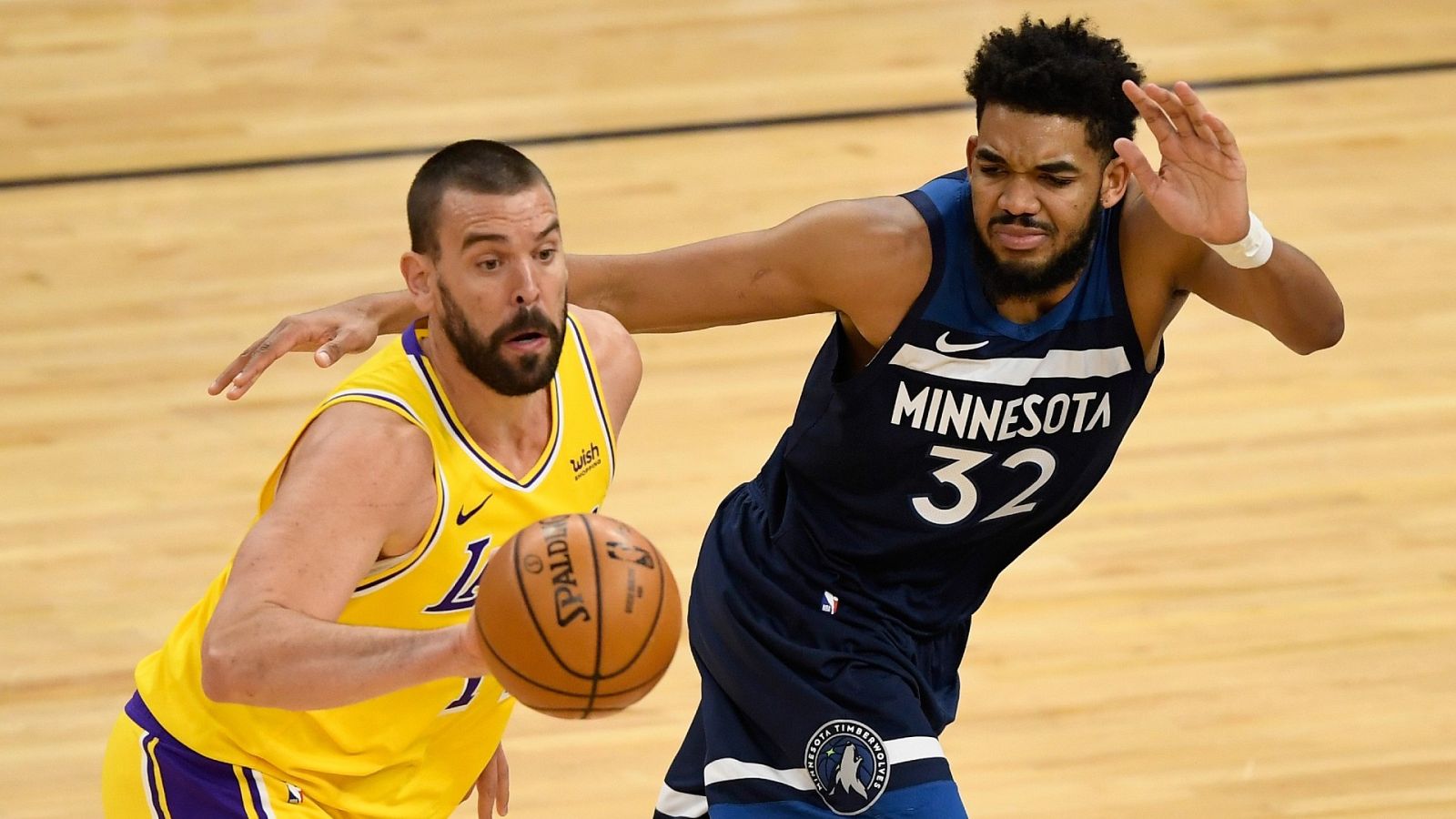 Los Lakers de Marc Gasol se imponen a los 'Wolves' de Rubio | Ver