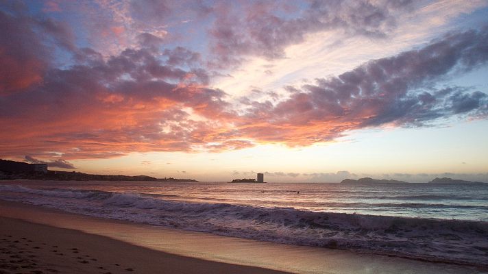 El tiempo - Lluvia fuerte en Galicia y bajada térmica en la mitad oeste peninsular