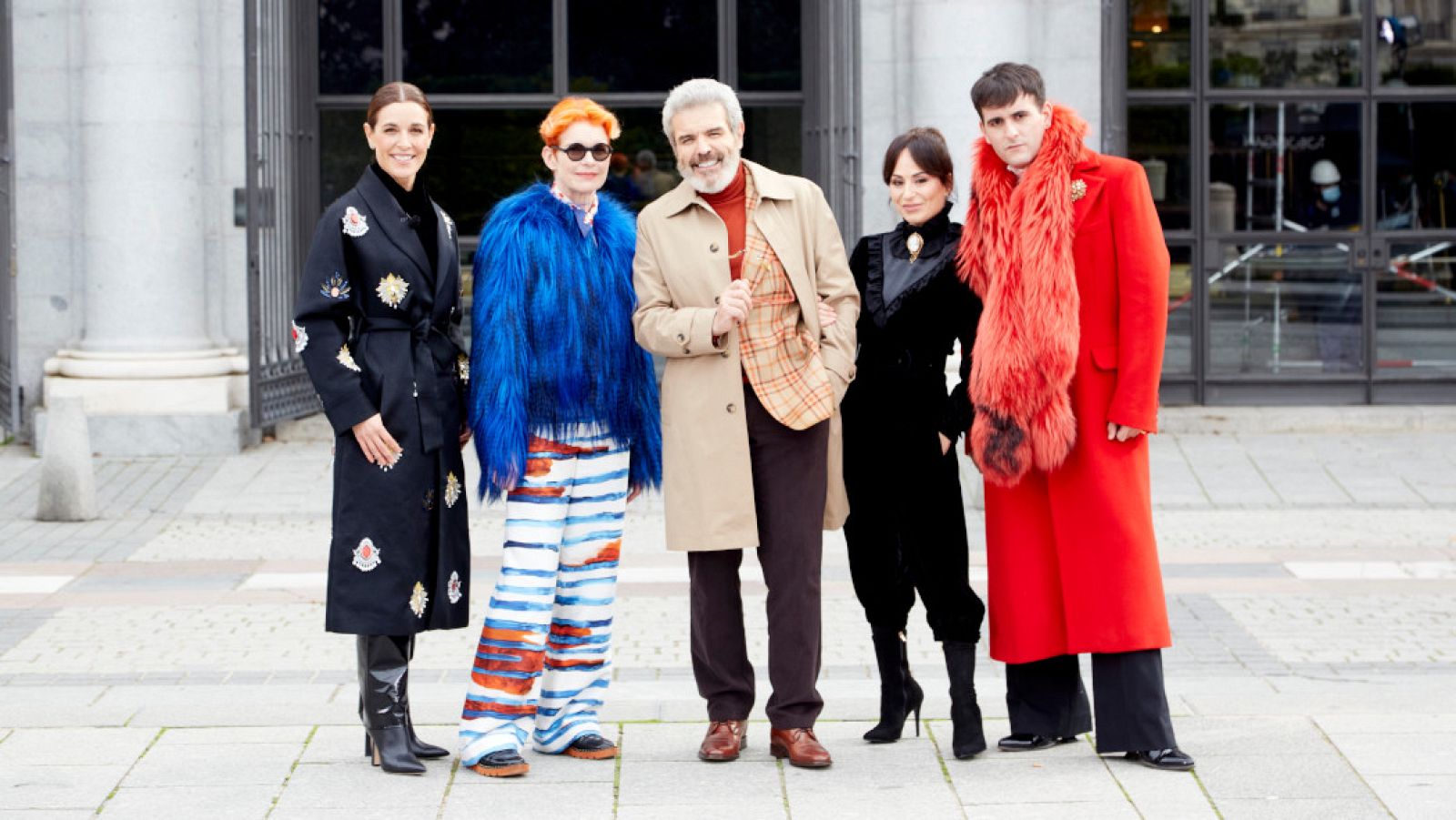 Caprile emocionado ante la visita de su amiga Sandy Powell - Maestros de la costura | Ver