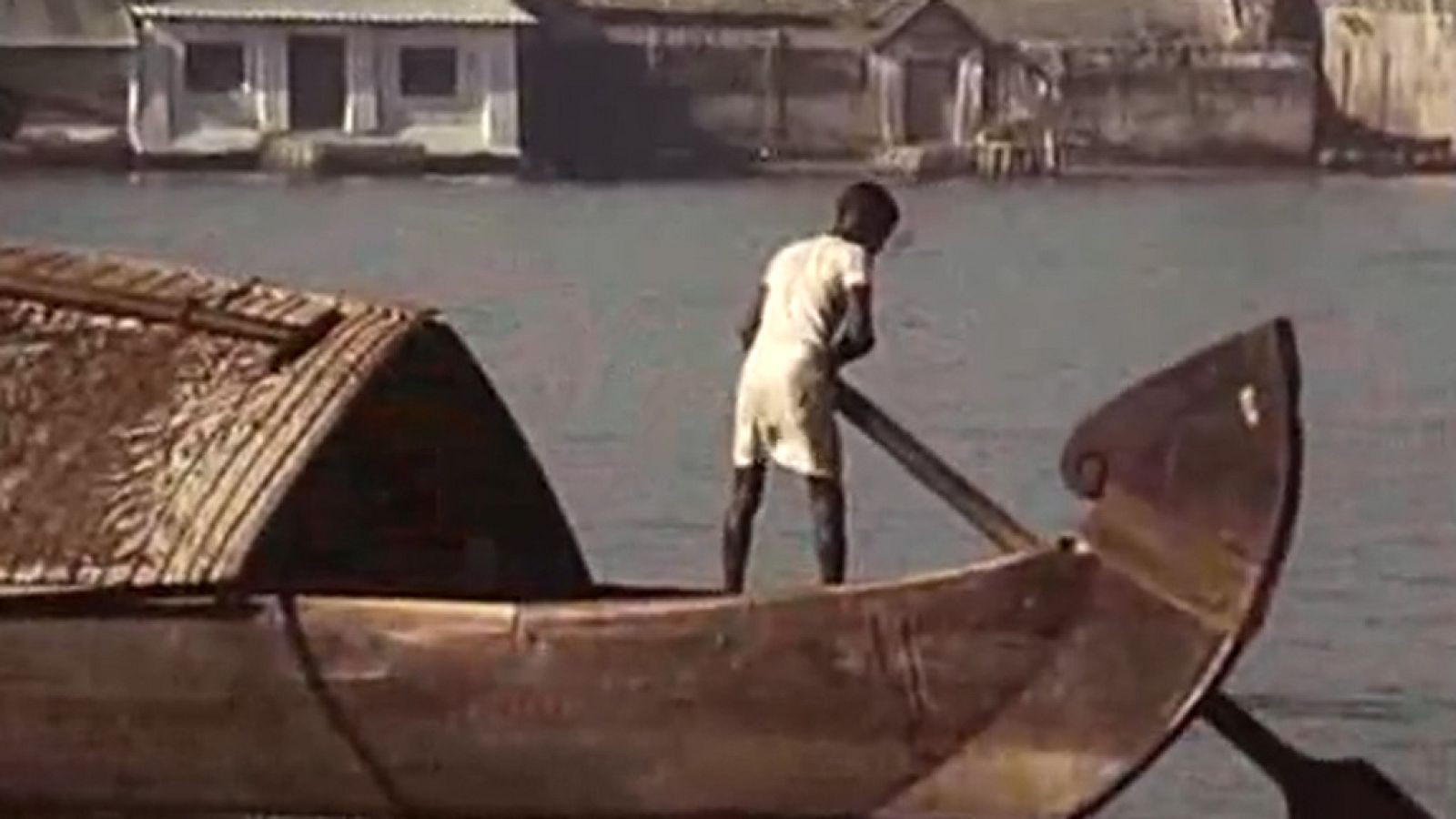 Índico - Salidos del océano - Índico | Ver