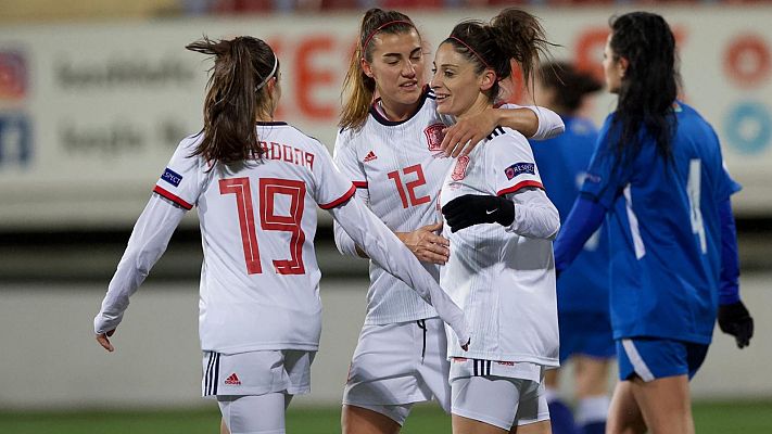  - Esther González abre el marcador ante Azerbaiyán