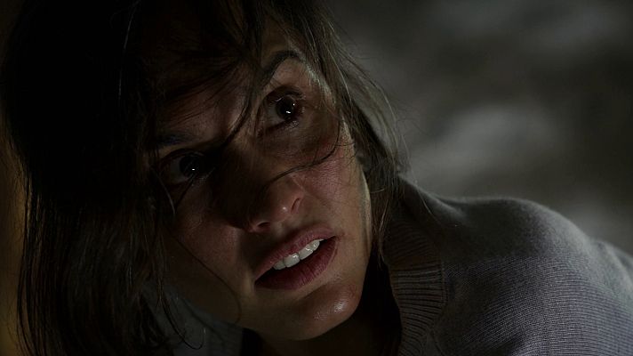 La caza - Sara habla con su padre sobre Can Falgueres