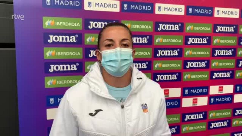 Úrsula Ruiz analiza las técnicas lineal y rotatoria en lanzamiento de peso