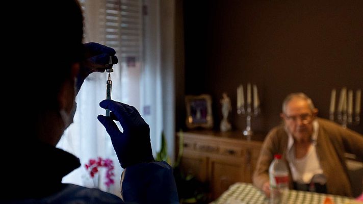 Telediario 1 - Inmunidad natural y artificial, ambas efectivas para combatir al virus