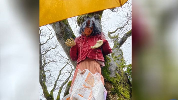 Telediario 1 - Calvo condena una muñeca ahorcada con su cara