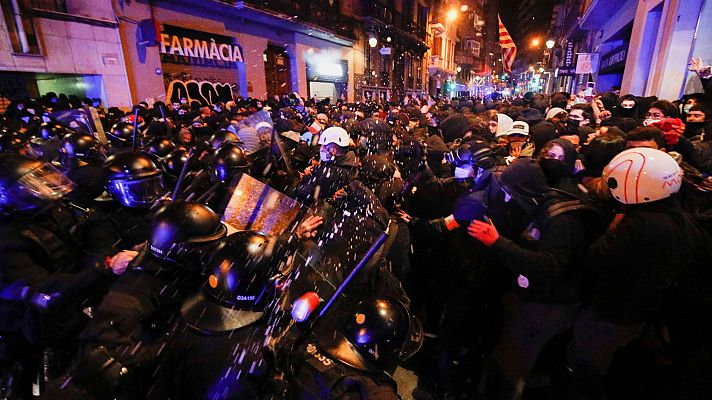 Telediario 1 - Quinta noche de movilizaciones por la excarcelación de Hasel