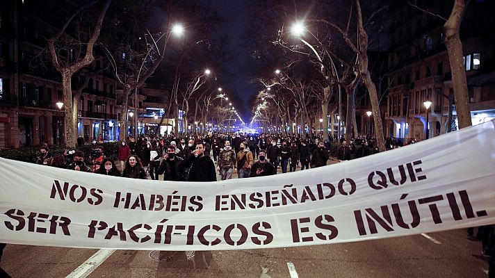 Informativo 24h - Sexta noche de protestas en Barcelona para pedir la excarcelación del rapero Pablo Hasel