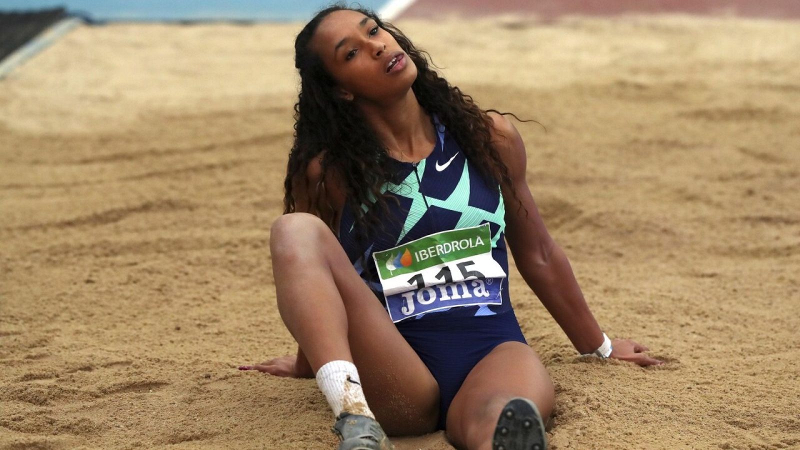 Lágrimas de María Vicente por el borrado de su salto | Ver