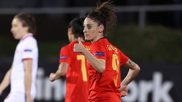 Fútbol - Esther González hace doblete ante Polonia