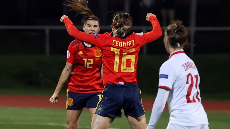 Mapi León anotar el tercero y sentencia a Polonia | Ver