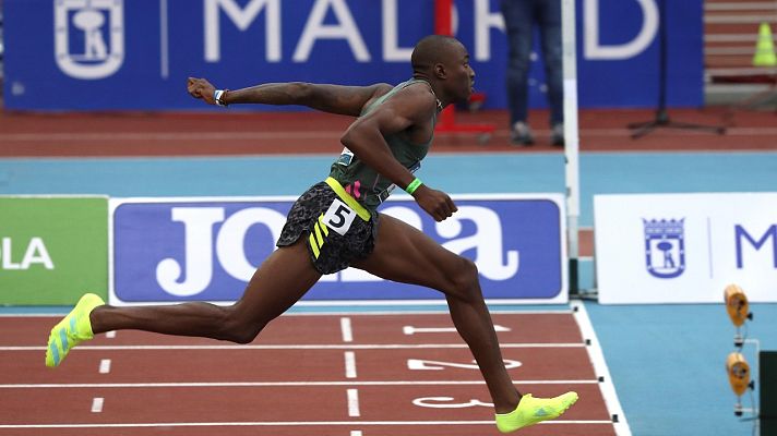 Atletismo - Grant Holloway iguala la mejor marca del año en la semfinal de los 60m vallas en Madrid